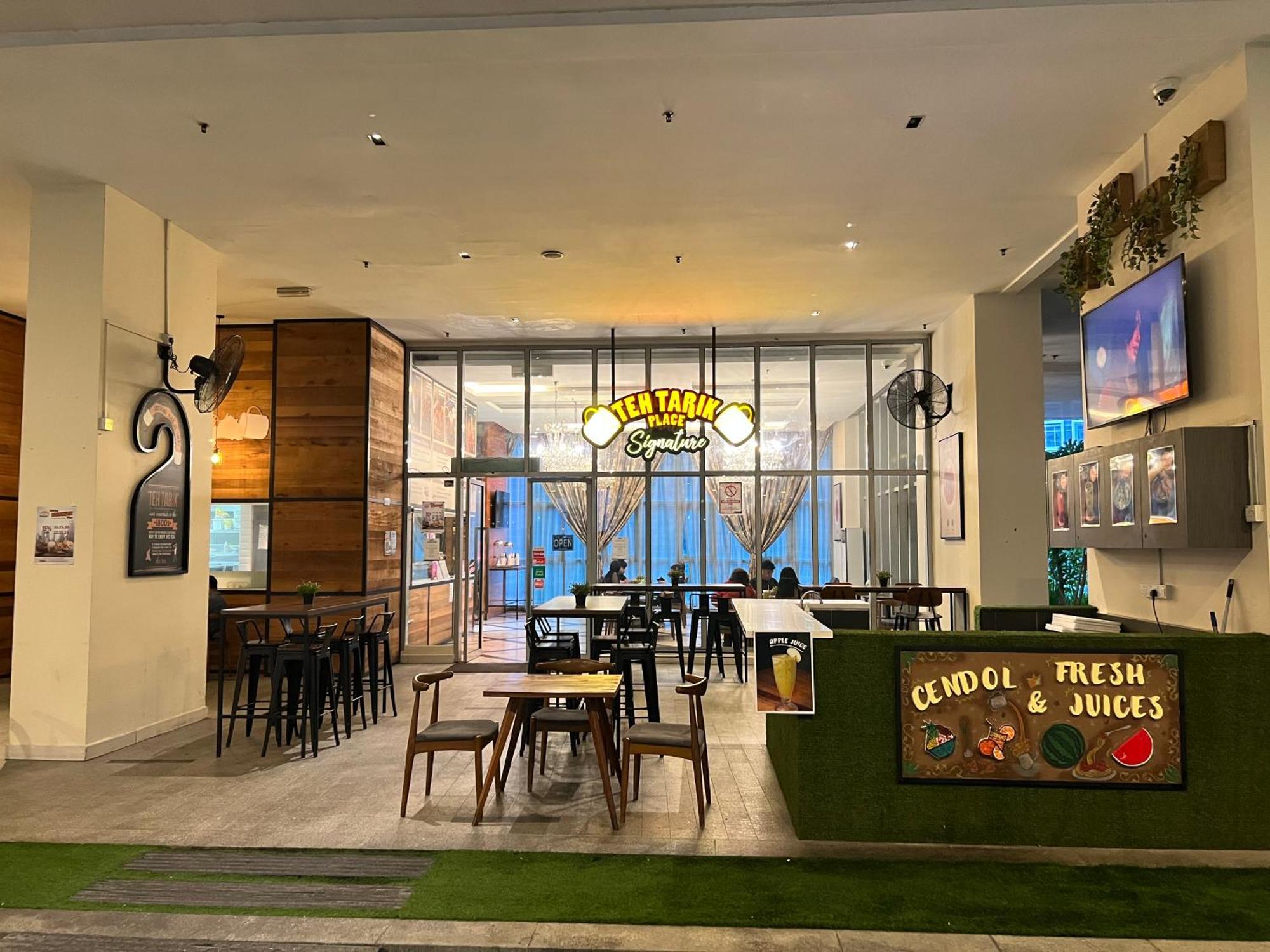 Regalia Spritz Empire Hostel Kuala Lumpur Zewnętrze zdjęcie