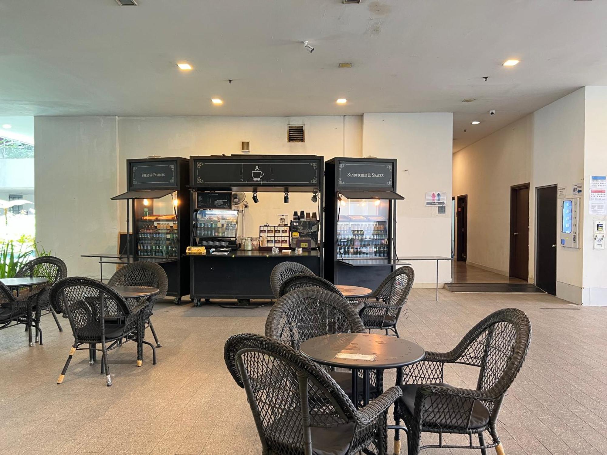 Regalia Spritz Empire Hostel Kuala Lumpur Zewnętrze zdjęcie