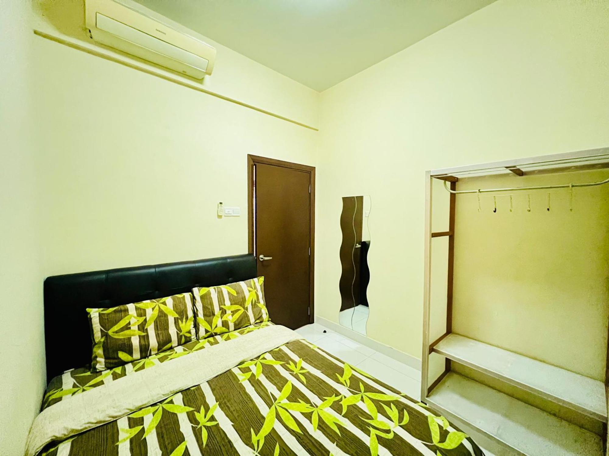 Regalia Spritz Empire Hostel Kuala Lumpur Zewnętrze zdjęcie