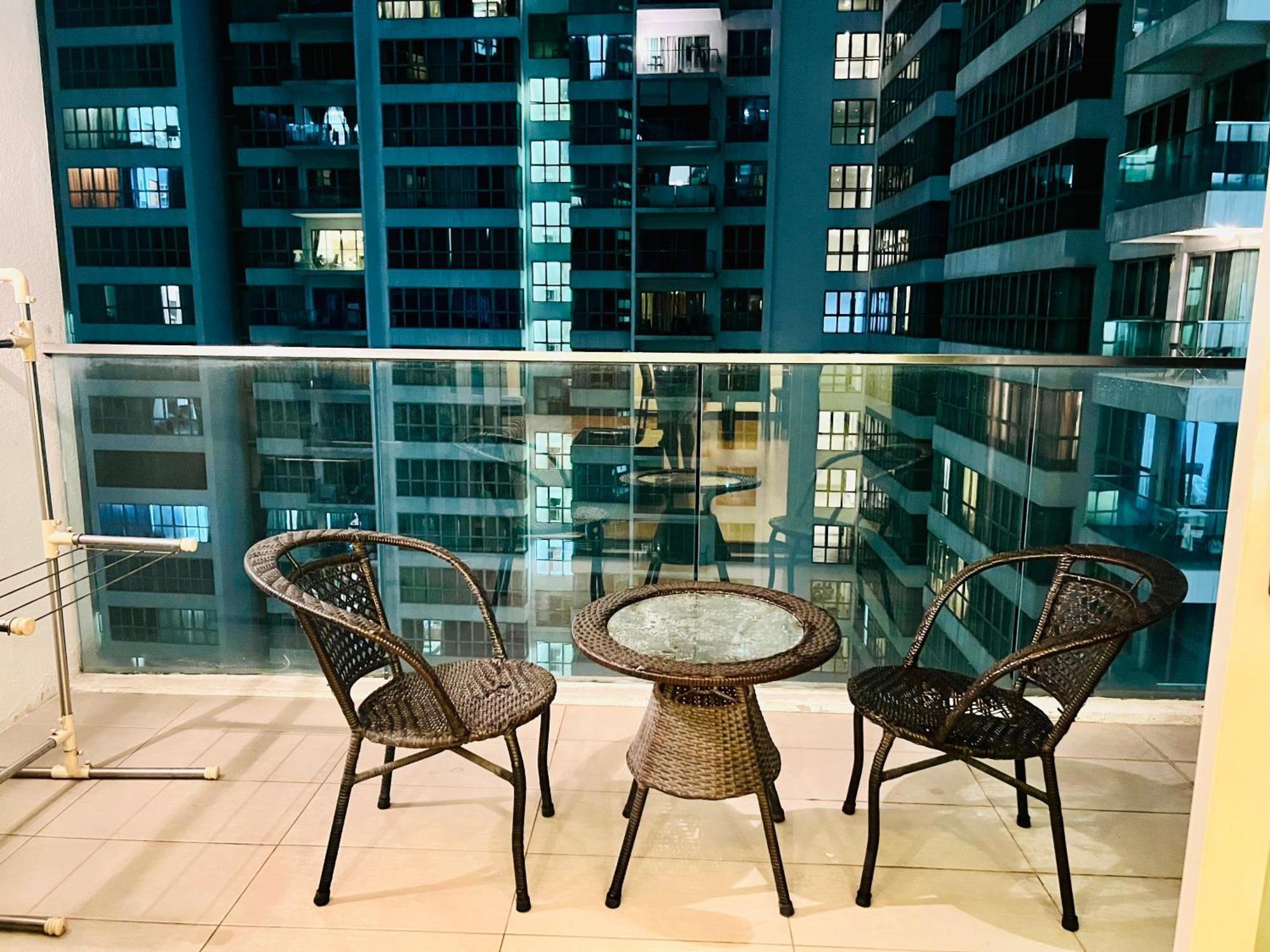 Regalia Spritz Empire Hostel Kuala Lumpur Zewnętrze zdjęcie
