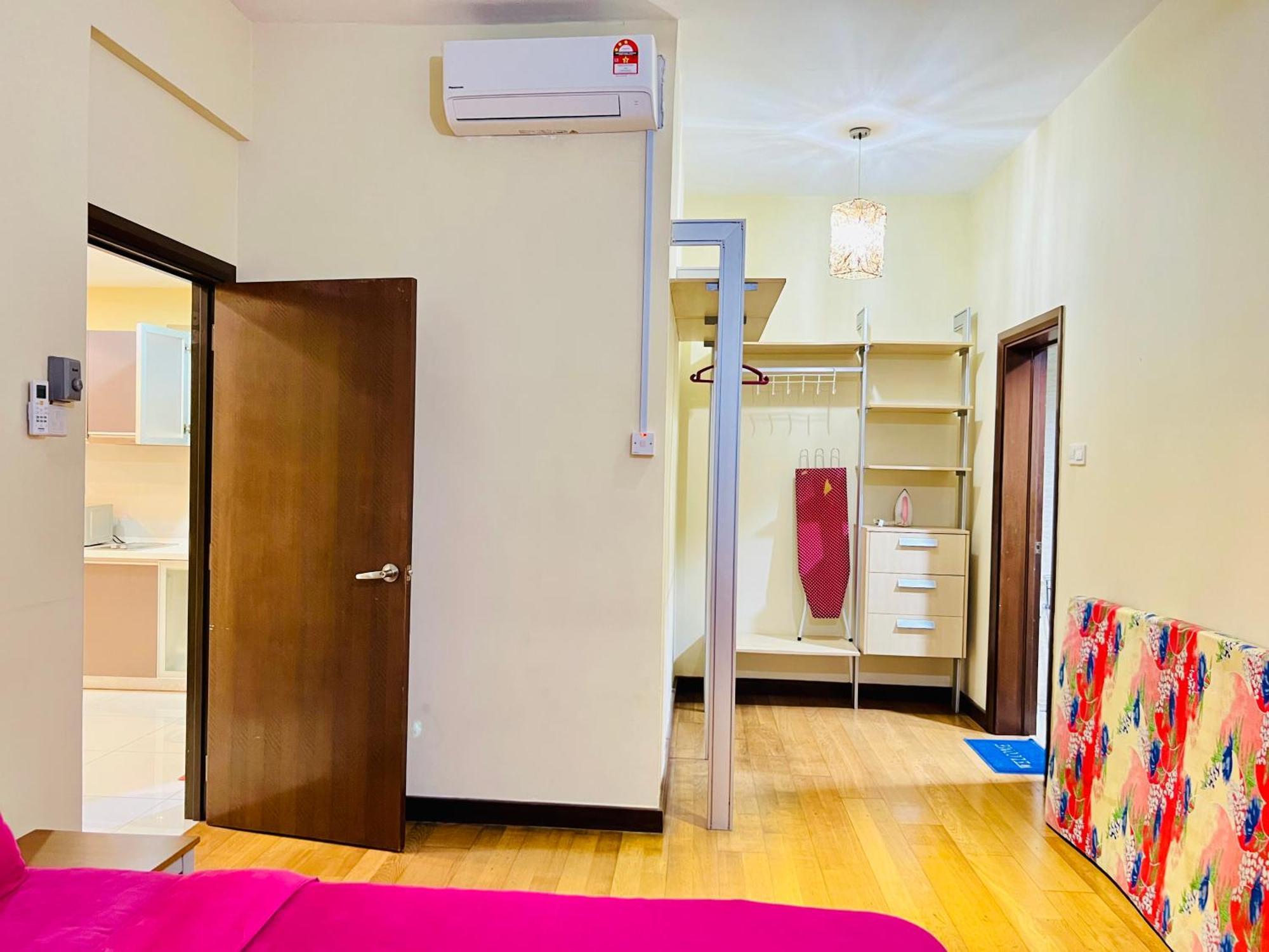 Regalia Spritz Empire Hostel Kuala Lumpur Zewnętrze zdjęcie